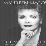 Перевод на русский язык трека It’s Only A Paper Moon исполнителя Maureen McGovern